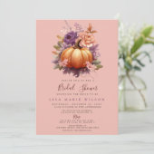 Rustikales Peach Burgundy Pumpkins Fall Brautparty Einladung (Stehend Vorderseite)