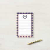 Rustikales Peach & Navy Kariert | Monogramm Post-it Klebezettel (Auf Schreibtisch)