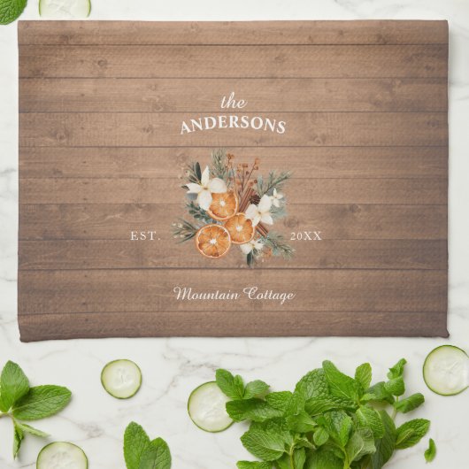 Rustikales personalisiertes Berghaus Familie Geschirrtuch (Gefaltet)