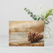 Rustikales Pine Cone Hochzeitsfest Einladung (Stehend Vorderseite)