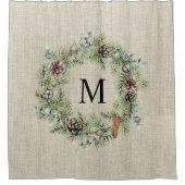 Rustikales Pine Cone Kranz Mit Monogramm Bauernhof Duschvorhang (Vorderseite)