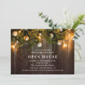 Rustikales Pine Cones Christmas Open House Einladung (Stehend Vorderseite)