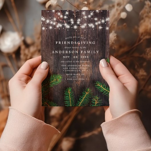Rustikales Pine String Lights Wood Friendsgiving P Einladung