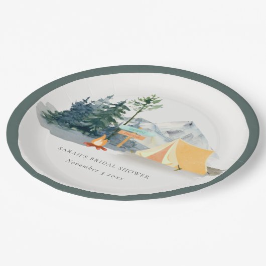 Rustikales Pine Woods Camping Mountain Brautparty Pappteller (Schrägansicht)