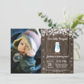 Rustikales Pinguin Winter Boy Geburtstags-Foto Einladung (Stehend Vorderseite)