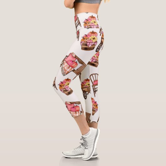 Rustikales Pink Pumpkin Pattern Capri Leggings (Links)