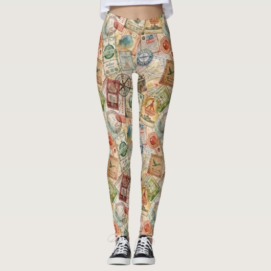 Rustikales Reisepass-Stempel-Reisemuster (5) Leggings (Vorderseite)
