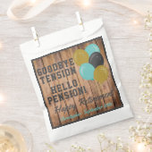 Rustikales Rentenangebot und Stimmzettel Geschenktütchen (Ausgeschnitten)