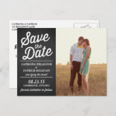 Rustikales Retro-Script-Foto Save the Date Postkar Ankündigungspostkarte (Vorne/Hinten)