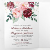 Rustikales Rosa Burgund Floral QR Code Hochzeit Dreifach Gefaltete Einladung (Innen Erste Seite)