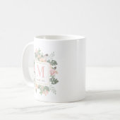 Rustikales rosa goldfarbenes Boho Custom Monogram Kaffeetasse (Vorderseite Links)