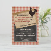 Rustikales Roster-Backyard Cookout Housewärme Einladung (Stehend Vorderseite)