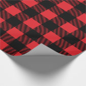 Rustikales Rot und Schwarzes Buffalo Karierte Weih Geschenkpapier (Ecke)