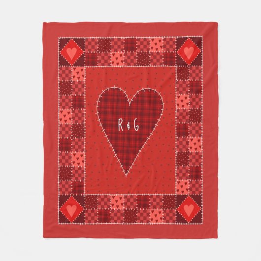 Rustikales rotes Patchwork - Quilkarton Monogramm Fleecedecke (Vorderseite)
