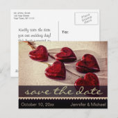 Rustikales Rotes und Schwarzes Herz Save the Date Ankündigungspostkarte (Vorne/Hinten)