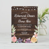 Rustikales Ruhestand-Party Rmüde HolzfloralEinladu Einladung (Stehend Vorderseite)