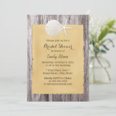 Rustikales Sand Dollar & Starfish Brautparty Einladung (Stehend Vorderseite)