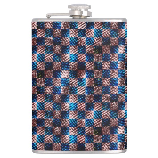 Rustikales Schach in Form von Kratzern Flachmann (Vorderseite)