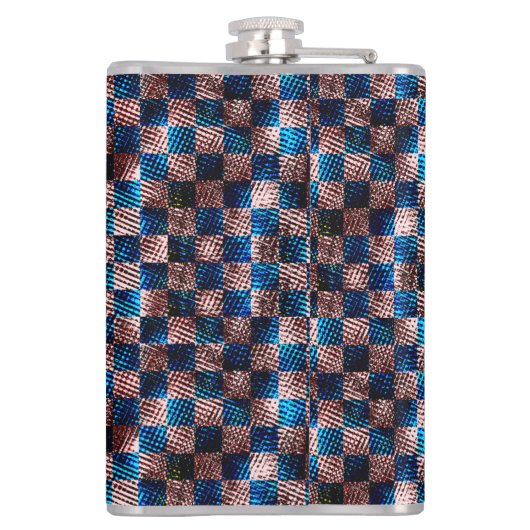 Rustikales Schach in Form von Kratzern Flachmann (Rückseite)