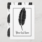 Rustikales Schwarz-Weiß Feather Linocut Einladung (Vorne/Hinten)