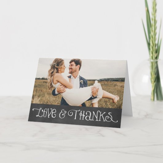 Rustikales Script Black Chalkboard Wedding Foto Dankeskarte (Vorderseite)