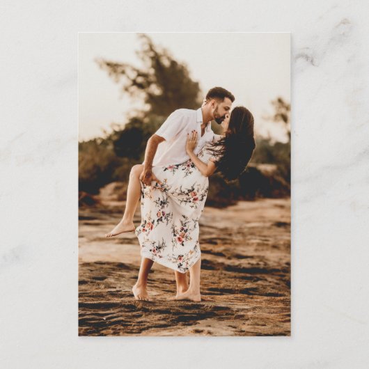 Rustikales Script-Foto Moderne Hochzeit Begleitkarte (Rückseite)