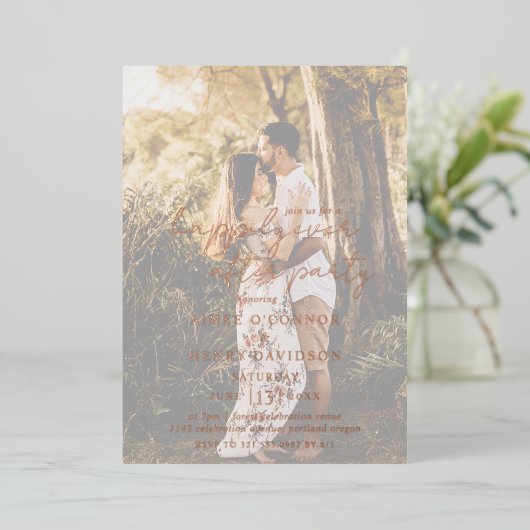 Rustikales Script-Foto Moderne Hochzeitsempfehlung Folieneinladung (Stehend vorne)