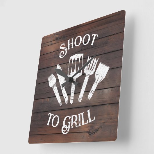 Rustikales "Shoot To Grill" - Funny GRILLEN Gift Quadratische Wanduhr (Winkel)