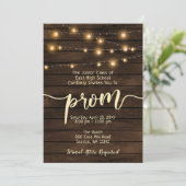 Rustikales Stallenholz-String-Licht Prom Einladung (Stehend Vorderseite)