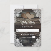 Rustikales Stallholz Spitzen Burlap Hearts Wedding RSVP Karte (Vorderseite)
