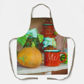 Rustikales Stillleben mit einem Kürbis und einer r Schürze (Vorderseite)