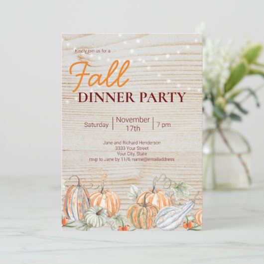 Rustikales String Lights Fall Pumpkin Dinner Party Einladung (Stehend Vorderseite)