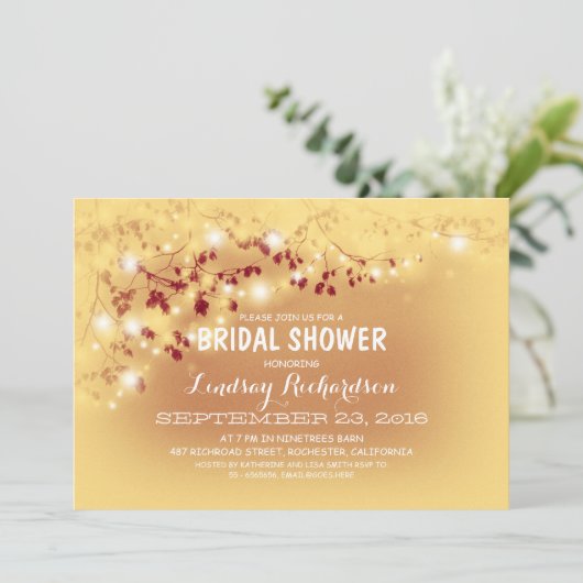 Rustikales String Lights Romantisches Brautparty Einladung (Stehend Vorderseite)