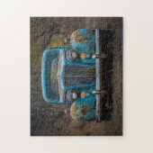 Rustikales Vintages blaues Auto Puzzle (Vertikal)