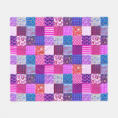 Rustikales Vintages Muster Blaurosa Quiltmuster Fleecedecke (Vorderseite (Horizontal))