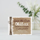 Rustikales Vintages Papier Save the Date Postkarte (Stehend Vorderseite)