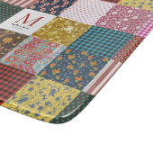 Rustikales Vintages Patchwork Quilt Muster Monogra Schneidebrett (Ecke)