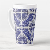 Rustikales Vintages portugiesisches Fliesenmuster Milchtasse (Linke Ecke)