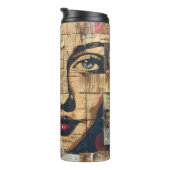 Rustikales Vintages Zeitungs-Patchwork-Collage (11 Thermosbecher (Nach rechts gedreht)