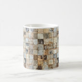 Rustikales Vintages Zeitungs-Patchwork-Collage (9) Kaffeetasse (Mittel)