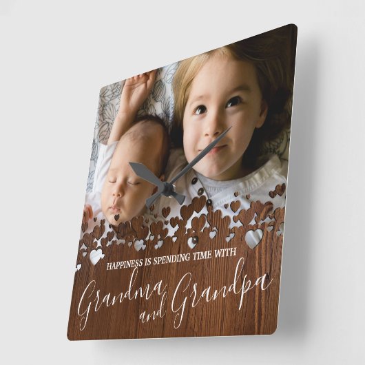 Rustikales Waldgrandma & Opa Foto Quadratische Wanduhr (Winkel)