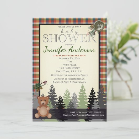 Rustikales Waldland Karierter Kinderduschbär Einladung (Stehend Vorderseite)