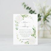 Rustikales weißes Hydrangea Hochzeit Einladung (Stehend Vorderseite)