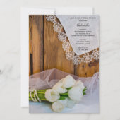 Rustikales Weißes Tulips Brautparty Einladung (Vorderseite)