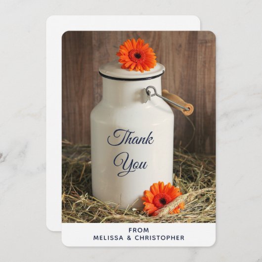 Rustikales Weißmilch-Jug mit Blume Hochzeit Dankeskarte (Vorne/Hinten)