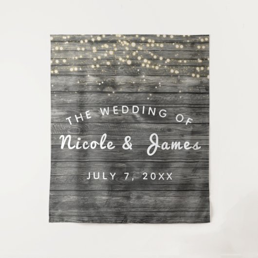 Rustikales Wetter, graues Holz, das eine Hochzeit Wandteppich (Vorderseite)