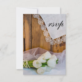 Rustikales White Tulips Barn Wedding RSVP Ansprech