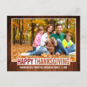 Rustikales Wood Happy Thanksgiving Family Foto Postkarte (Vorderseite)