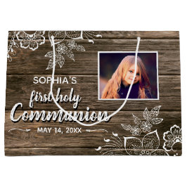 Rustikales Wood Lace First Heilige Kommunion Foto Große Geschenktüte
