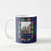 Rustikales Woodland Whimsischer Pilze Weihnachten Kaffeetasse (Links)